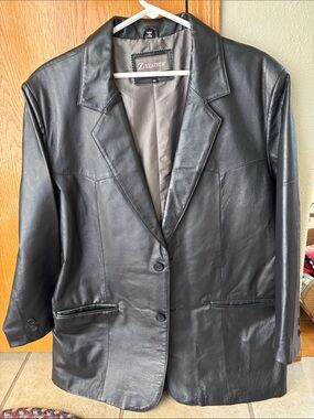 VTG Men’s Black Leather Blazer Jacket